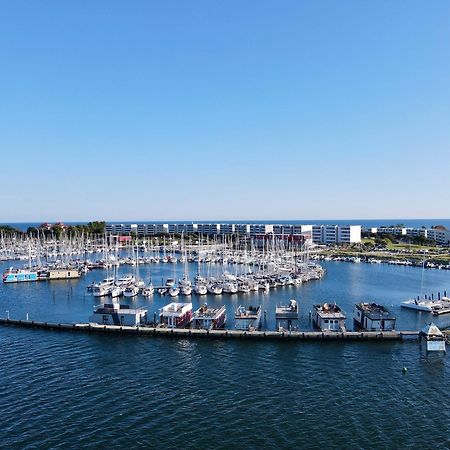 Hotel Hausboot Fehmarn Exterior foto